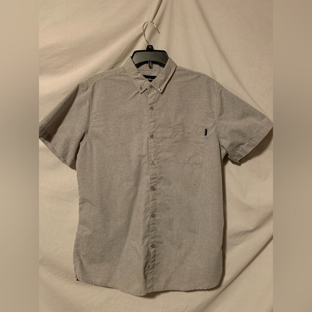 MOLOKAI surf co. Grey Short sleeve button down.